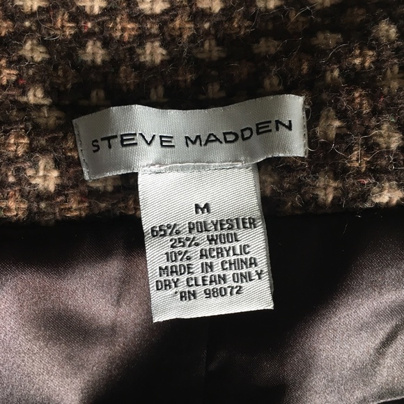 Steve Madden Cape - Picture 2 of 2